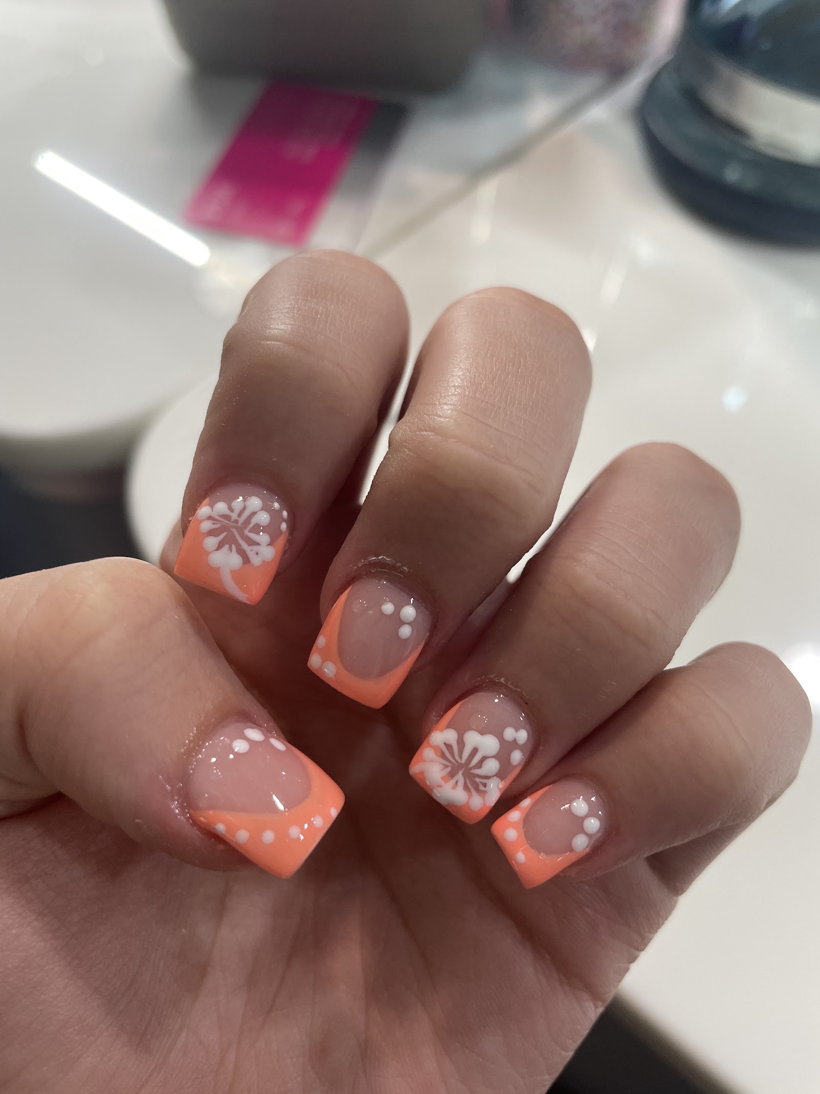 Red Nail & Spa nail photo 2